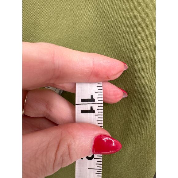 Chicos Pants Womens 10 Green High Rise Crop Stretch Capsule Cotton Capris - Picture 9 of 9